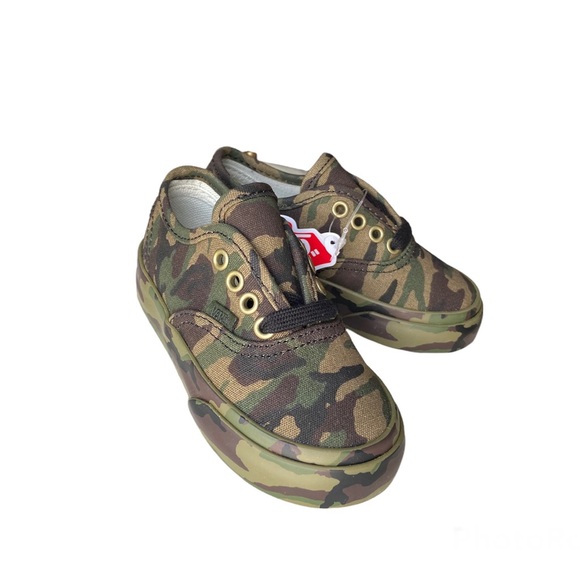 Vans - Picture 2 of 5